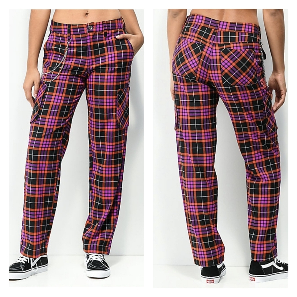 SWIXXZ Electric Chrome Red Purple Black Plaid Cargo Pants‎ Pockets